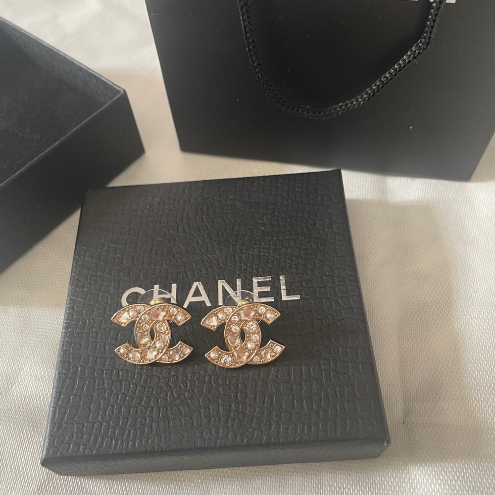 Chanel Pink Crystal CC Logo Clip-On Earrings